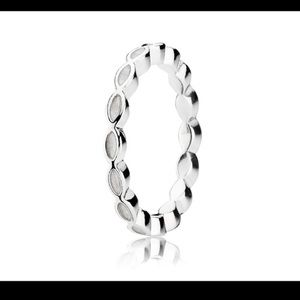 Pandora ring with white enamel